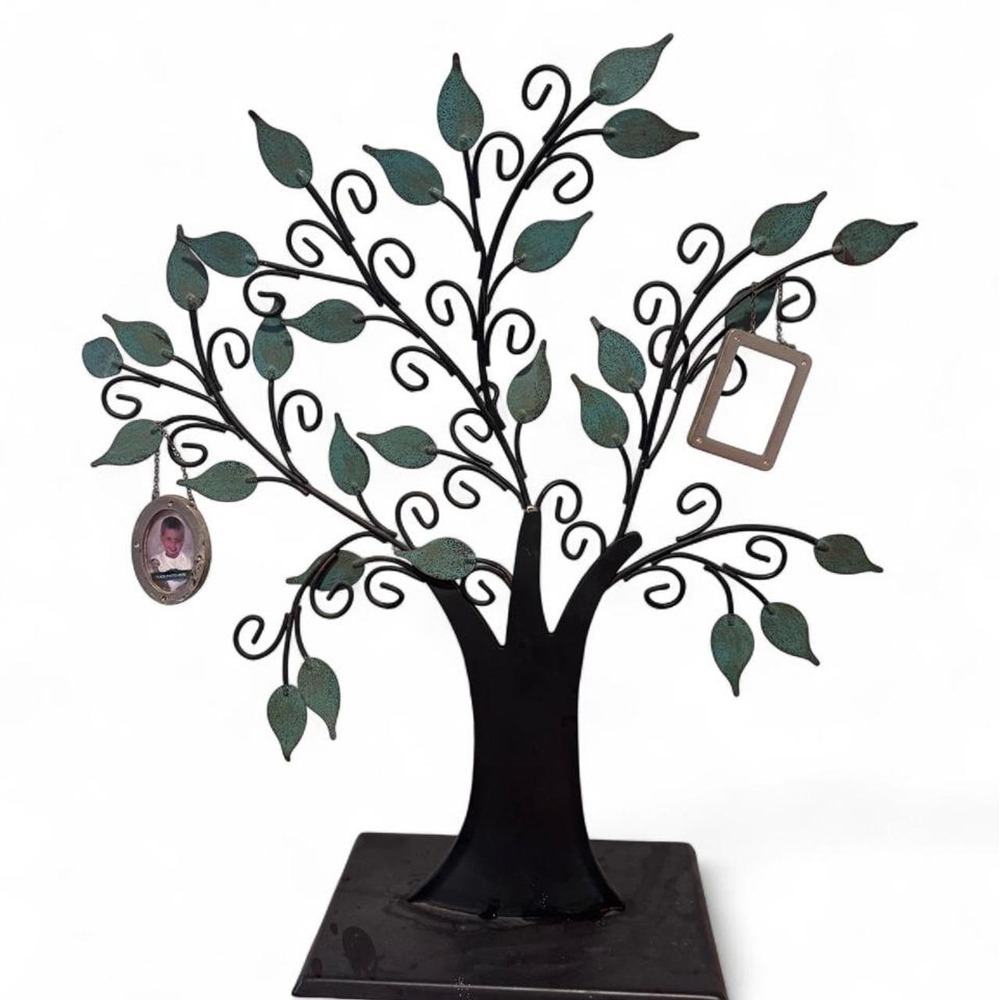 Hallmark Vintage Metal Family Tree Photo Holder Tabletop Display Decor 2003